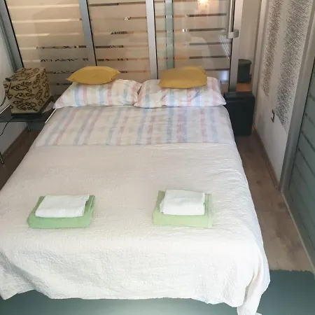 Studio Two Roses 아파트 스플리트