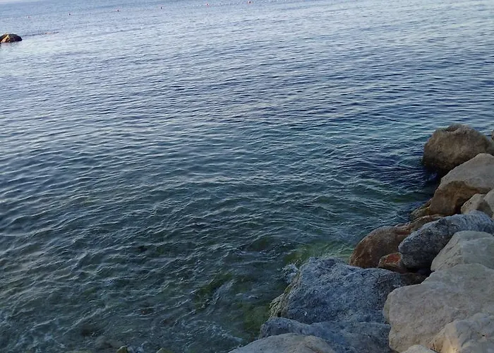 Studio Two Roses Apartman